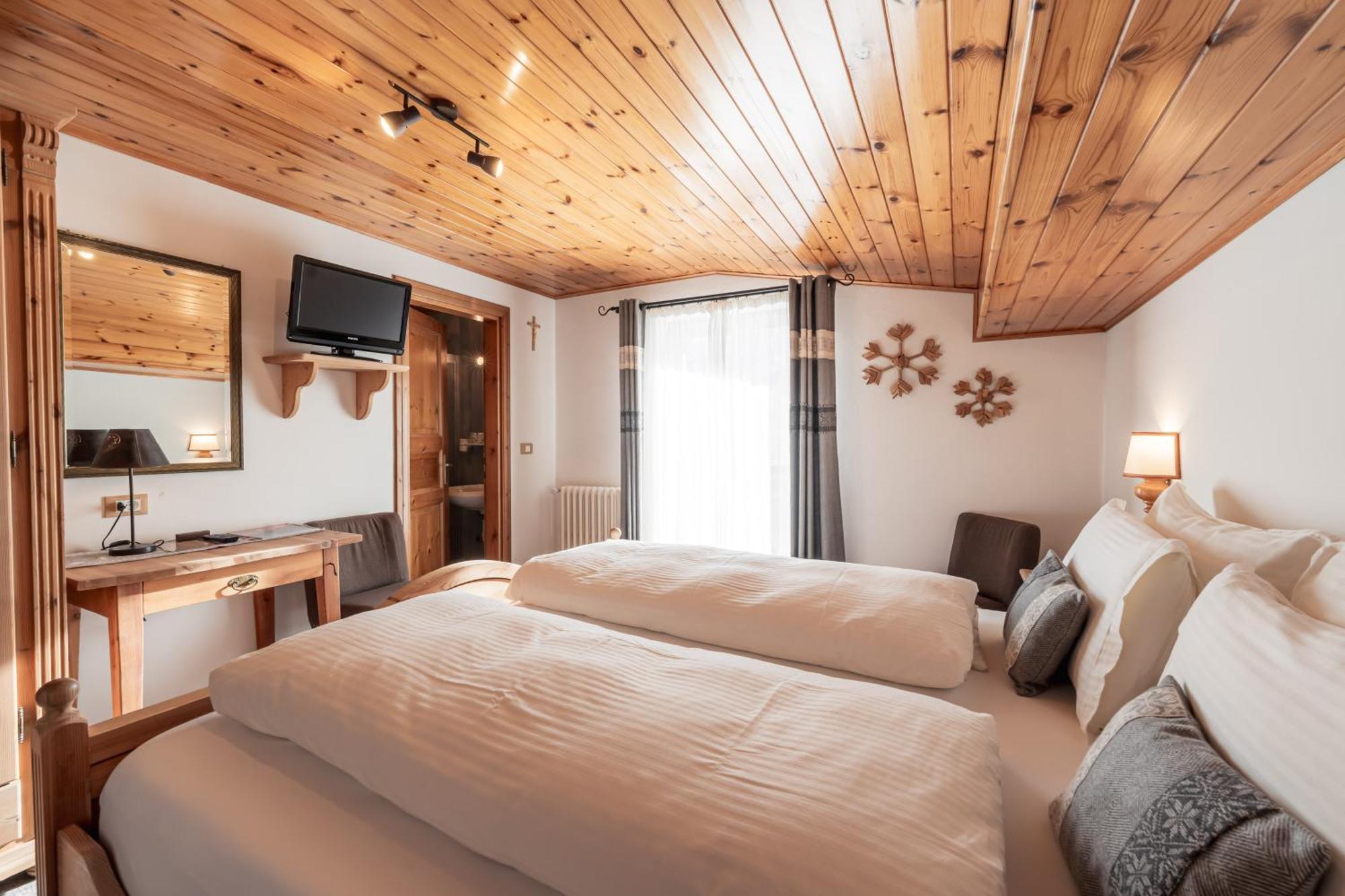 Albergo Majorka Canazei Bagian luar foto